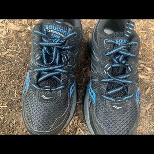 SAUCONY EXCURSION TR8 Women’s Running Sneaker Size 5 Black